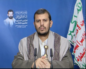 شاهد صورة لزعيم انصارالله الحوثيين مع شعار الموت لأمريكا الجديد برس